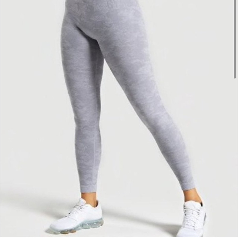 Gym shark Gray Camo Leggings